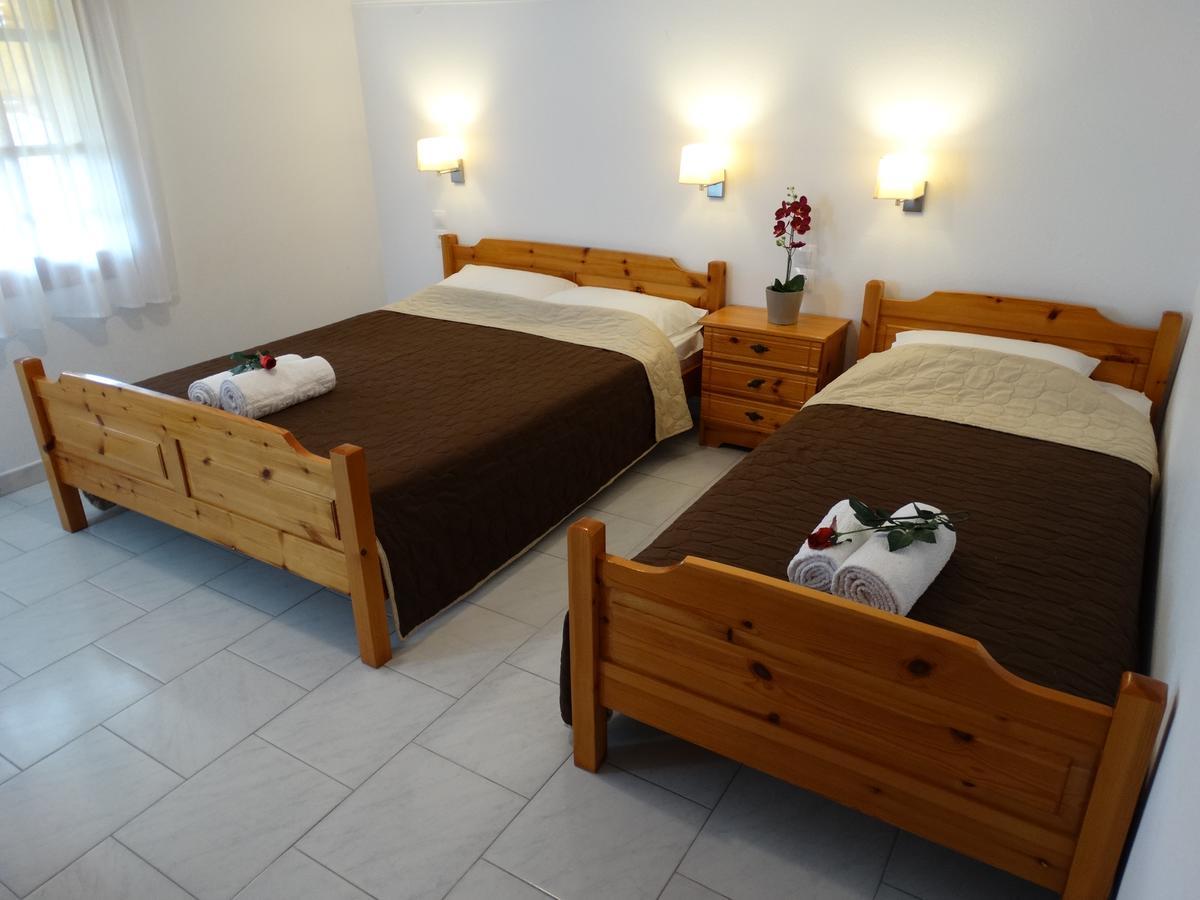 Christakos Apartments Vrasná 外观 照片
