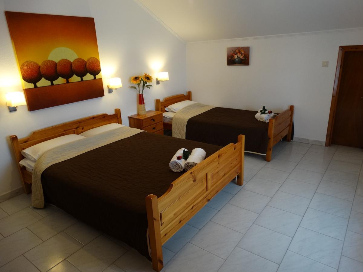 Christakos Apartments Vrasná 外观 照片