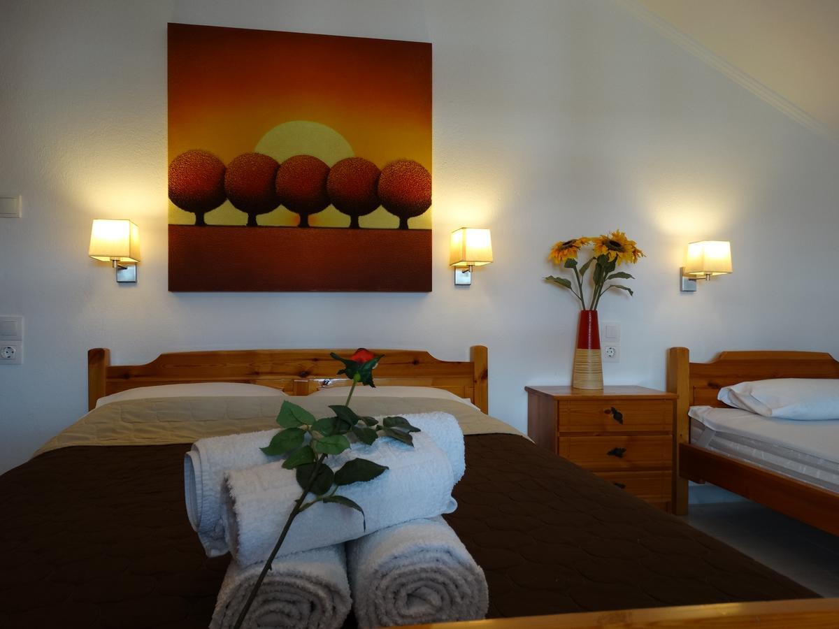 Christakos Apartments Vrasná 外观 照片